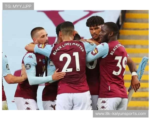 西汉姆联1-1战平阿斯顿维拉,努诺与埃梅里交手多次上演对攻 西汉姆联1-1战平阿斯顿维拉,努诺与埃梅里交手多次上演对攻