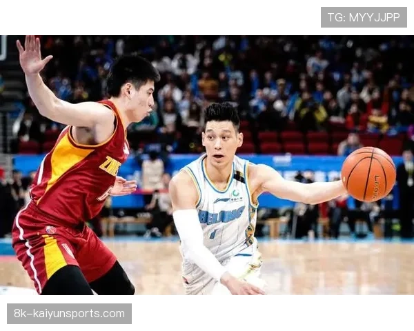 门兴格拉德巴赫主场为逝世老球迷举行默哀仪式